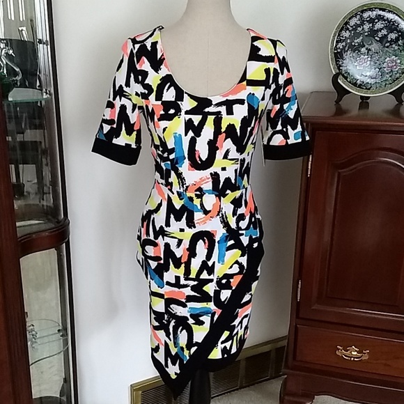 Dress - Picture 2 of 8